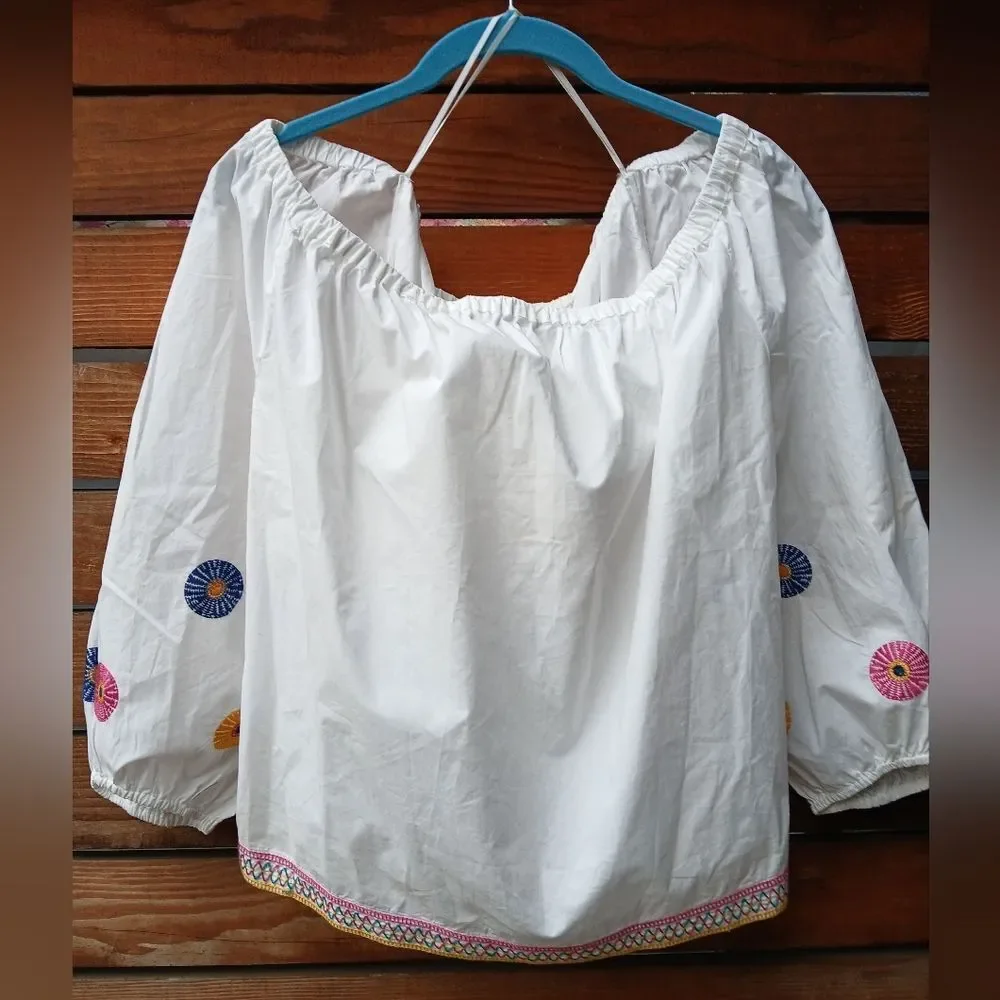 Madewell White Blouse with Embroidered Design Puff Sleeves  Semi Crop Size L